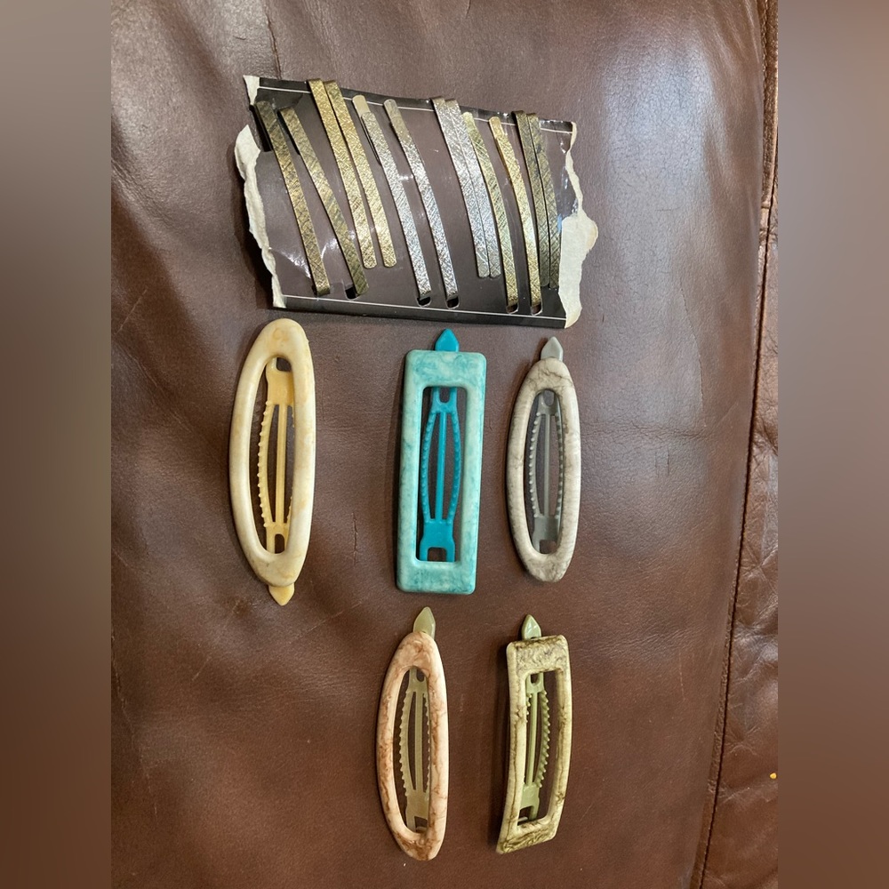 Lot of New Hair clips & Accessories
